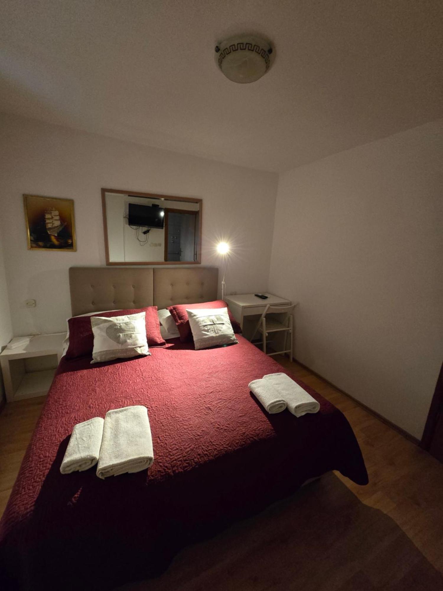 Guest Accomodation Zura سكرادين المظهر الخارجي الصورة