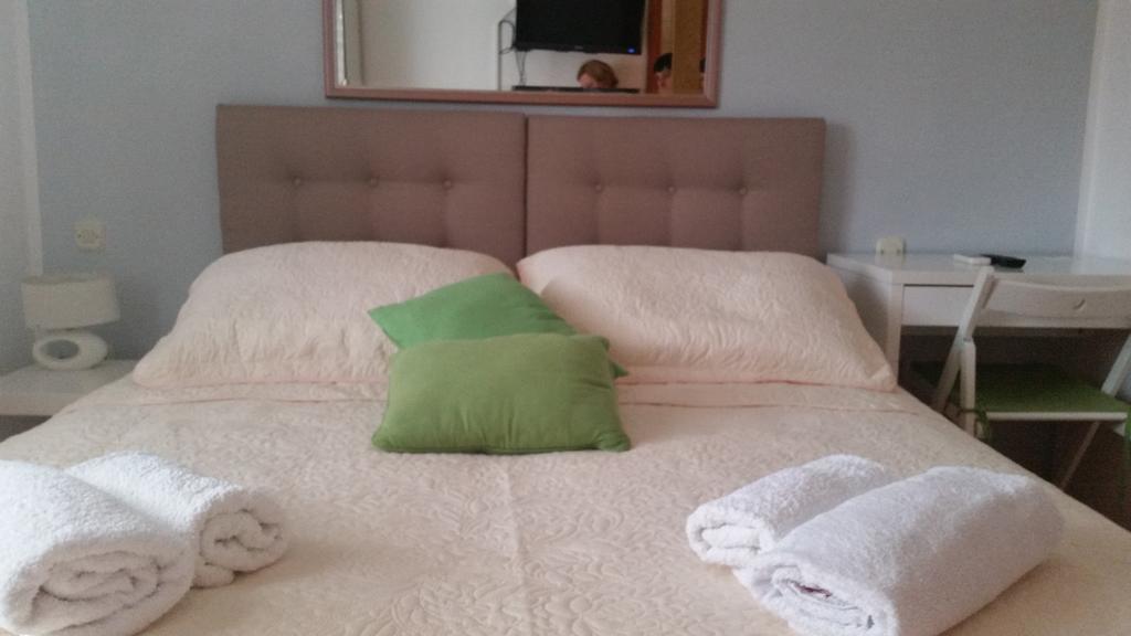 Guest Accomodation Zura سكرادين المظهر الخارجي الصورة
